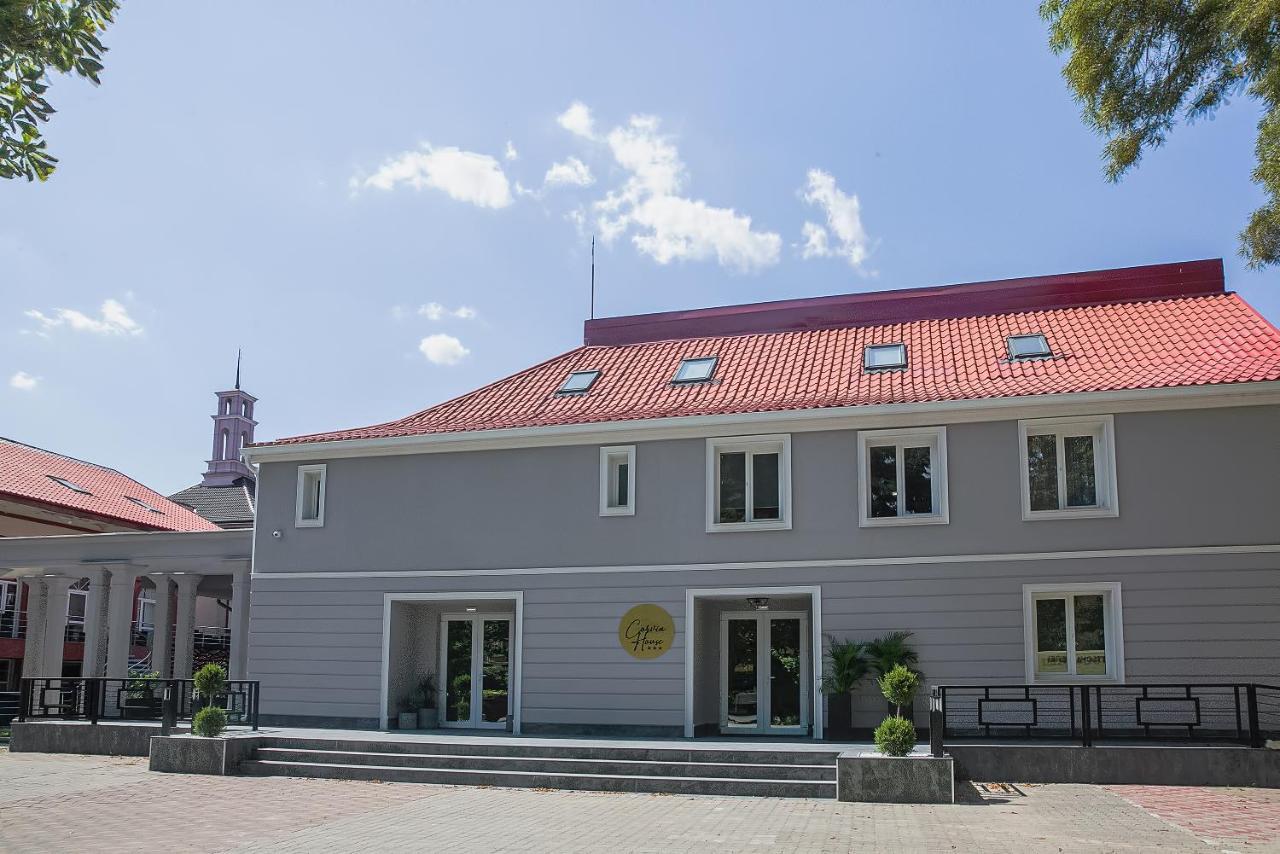Corvin House Hotel Hunedoara Bagian luar foto